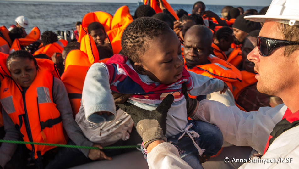 Con los refugiados en la nueva migración europea